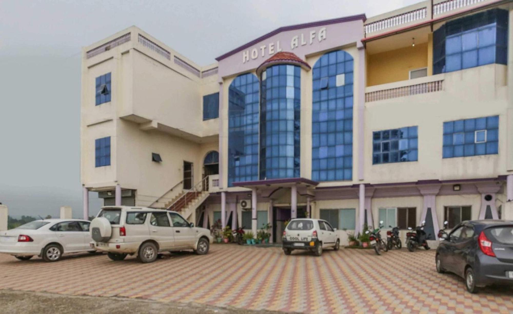Hotel O Alfa Amb Luaran gambar